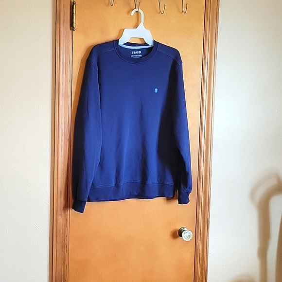 IZOD navy crew neck sweatshirt M - Picture 1 of 4